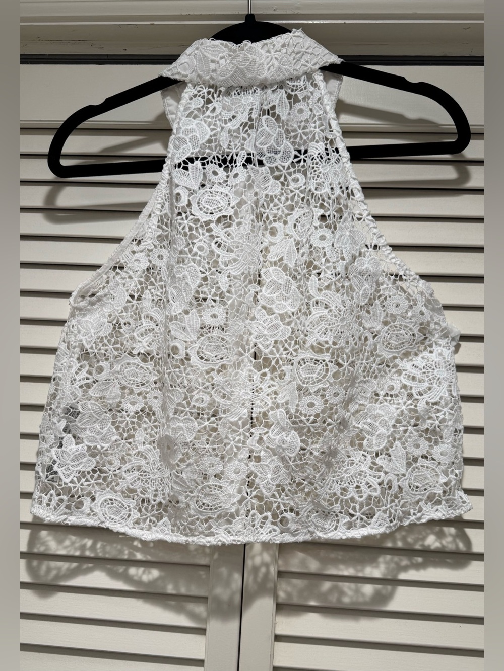 Zara Collared Crochet Top—Sz. M, Button Down, Halter Cut, Waist Length - Picture 4 of 13
